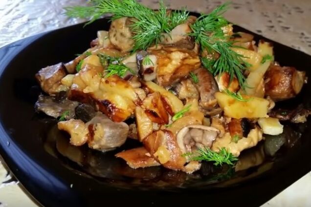 Смажена картопля з грибами