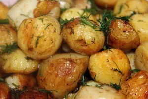 Жареная картошка с чесноком - пошаговый рецепт Жареная картошка с чесноком - пошаговый рецепт