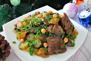 Салат с печенью и морковью - пошаговый рецепт Салат с печенью и морковью - пошаговый рецепт