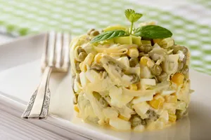 Салат с грибами и сыром - пошаговый рецепт Салат с грибами и сыром - пошаговый рецепт