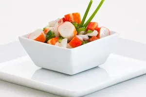 Салат с сыром и крабовыми палочками - пошаговый рецепт Салат с сыром и крабовыми палочками - пошаговый рецепт