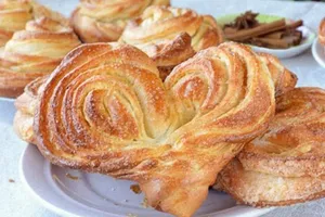 Плюшки с сахаром - пошаговый рецепт Плюшки с сахаром - пошаговый рецепт