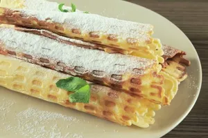 Вафельные трубочки на молоке - пошаговый рецепт Вафельные трубочки на молоке - пошаговый рецепт