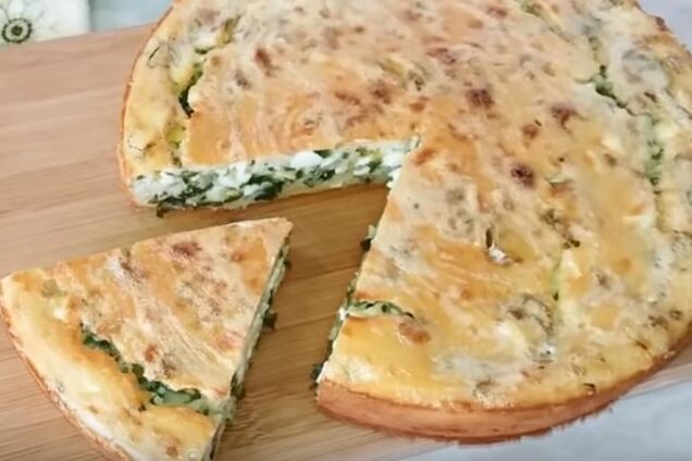 Пиріг з цибулею і яйцем