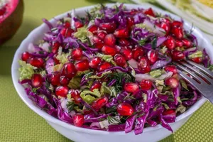 Салат с гранатом без майонеза - пошаговый рецепт Салат с гранатом без майонеза - пошаговый рецепт