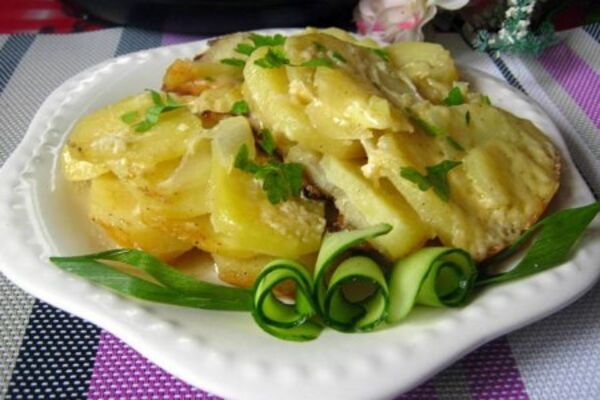 Картошка с сыром в мультиварке