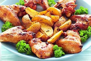 Картошка с крылышками в духовке - пошаговый рецепт Картошка с крылышками в духовке - пошаговый рецепт