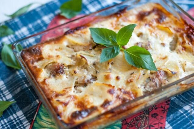 Картошка с рыбой в духовке