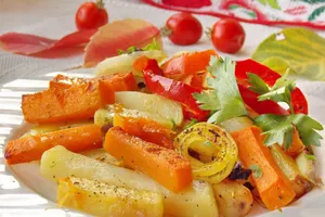 Картошка с овощами в рукаве - пошаговый рецепт Картошка с овощами в рукаве - пошаговый рецепт