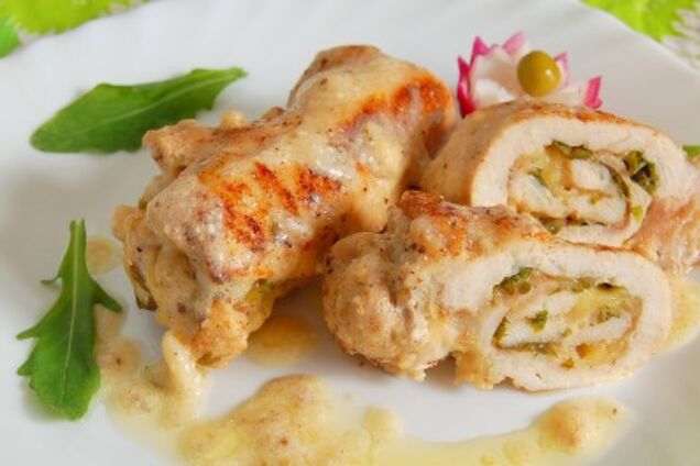 Крученики из куриного филе с сыром