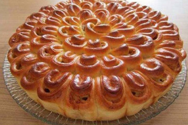 Мясной пирог ''Хризантема''