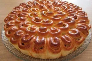 Мясной пирог "Хризантема" - пошаговый рецепт Мясной пирог "Хризантема" - пошаговый рецепт