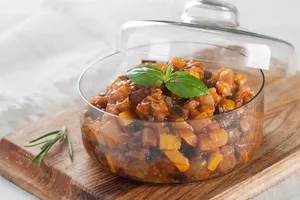 Салат с баклажанами и фасолью - пошаговый рецепт Салат с баклажанами и фасолью - пошаговый рецепт
