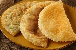 Чебуреки с мясом - пошаговый рецепт Чебуреки с мясом - пошаговый рецепт