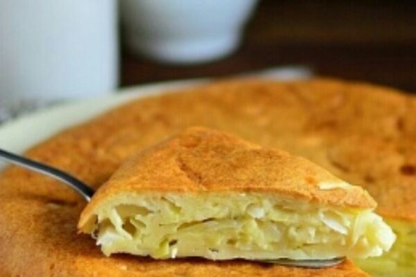 Заливной пирог с капустой в мультиварке