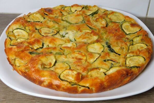 Пиріг з кабачками