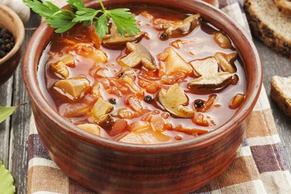 Щі з грибами