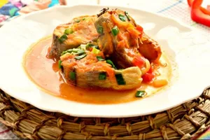 Минтай с овощами - пошаговый рецепт Минтай с овощами - пошаговый рецепт