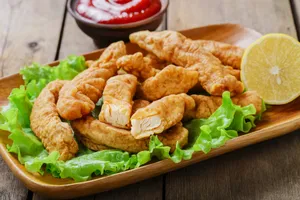 Жареная курица в кляре - пошаговый рецепт Жареная курица в кляре - пошаговый рецепт