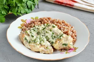 Чкмерули с курицей - пошаговый рецепт Чкмерули с курицей - пошаговый рецепт