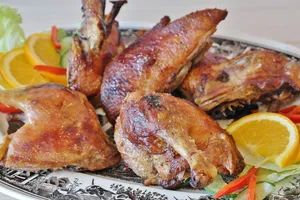 Жареная утка кусочками на сковороде - пошаговый рецепт Жареная утка кусочками на сковороде - пошаговый рецепт