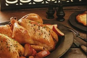 Курица, фаршированная яблоками - пошаговый рецепт Курица, фаршированная яблоками - пошаговый рецепт