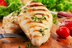 Жареное куриное филе в мультиварке - пошаговый рецепт Жареное куриное филе в мультиварке - пошаговый рецепт