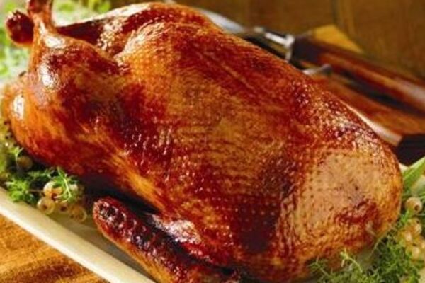 Фаршированная утка в утятнице