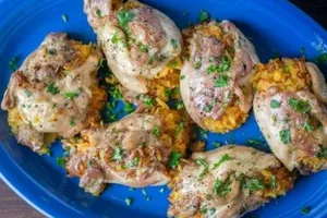 Індичка, фарширована рисом - покроковий рецепт Індичка, фарширована рисом - покроковий рецепт