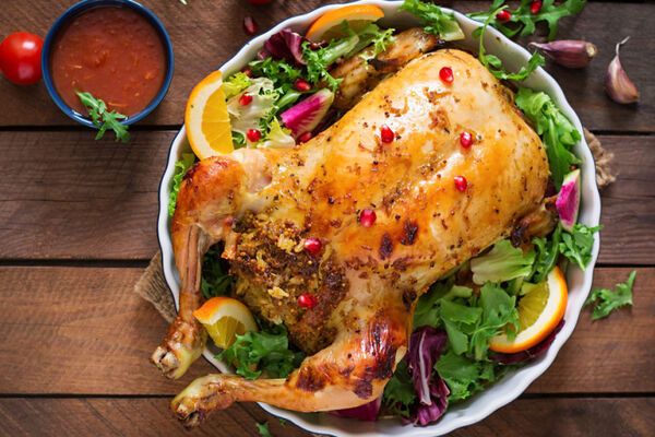 Курка в рукаві з родзинками