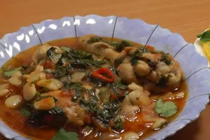 Тушеная курица с фасолью и луком - пошаговый рецепт Тушеная курица с фасолью и луком - пошаговый рецепт