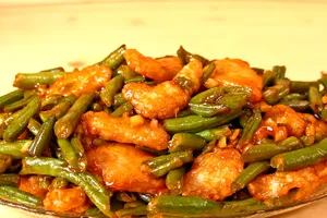 Тушеная курица со стручковой фасолью - пошаговый рецепт Тушеная курица со стручковой фасолью - пошаговый рецепт