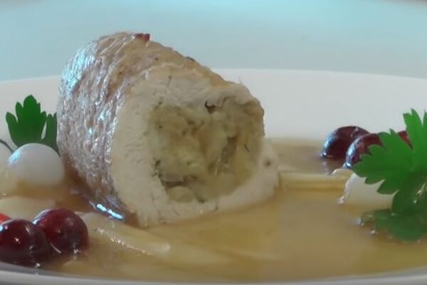 Індичка, фарширована яблуками і журавлиною