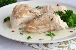 Тушеная курица в сметане с крохмалом - пошаговый рецепт Тушеная курица в сметане с крохмалом - пошаговый рецепт
