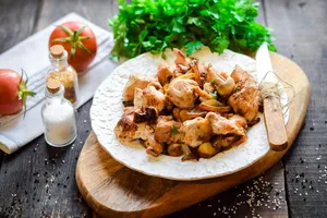 Индейка с картошкой и грибами в рукаве - пошаговый рецепт Индейка с картошкой и грибами в рукаве - пошаговый рецепт