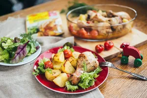 Курица в банке с помидорами и картошкой - пошаговый рецепт Курица в банке с помидорами и картошкой - пошаговый рецепт