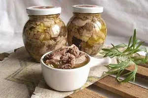 Курица в банке с луком - пошаговый рецепт Курица в банке с луком - пошаговый рецепт