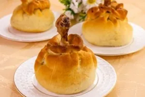 Курица в тесте с грибами - пошаговый рецепт Курица в тесте с грибами - пошаговый рецепт