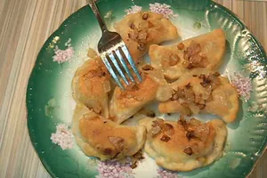 Жареные вареники с картошкой - пошаговый рецепт Жареные вареники с картошкой - пошаговый рецепт