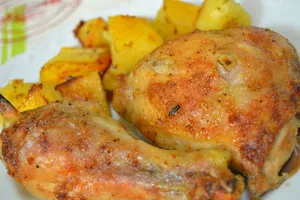 Тушеные окорочка с картошкой - пошаговый рецепт Тушеные окорочка с картошкой - пошаговый рецепт
