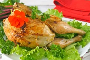 Курица на бутылке с картошкой - пошаговый рецепт Курица на бутылке с картошкой - пошаговый рецепт