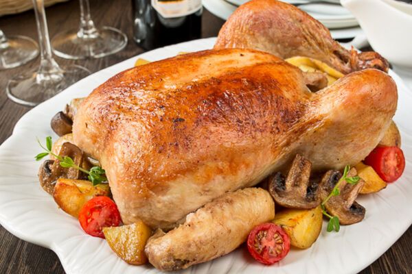 Курка, фарширована грибами і картоплею