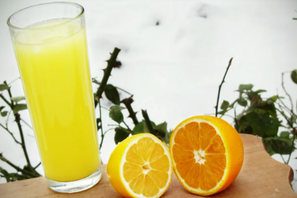 Апельсиновый лимонад с лимоном