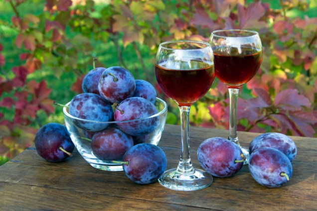 Настоянка на сливах