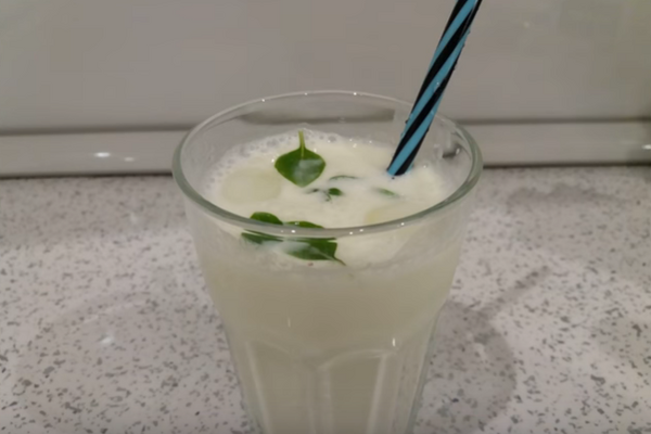 Тан на кефірі та мінералці