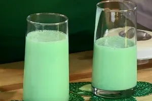 Молочный коктейль по-ирландски - пошаговый рецепт Молочный коктейль по-ирландски - пошаговый рецепт