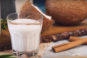 Кокосовый коктейль с ромом - пошаговый рецепт Кокосовый коктейль с ромом - пошаговый рецепт