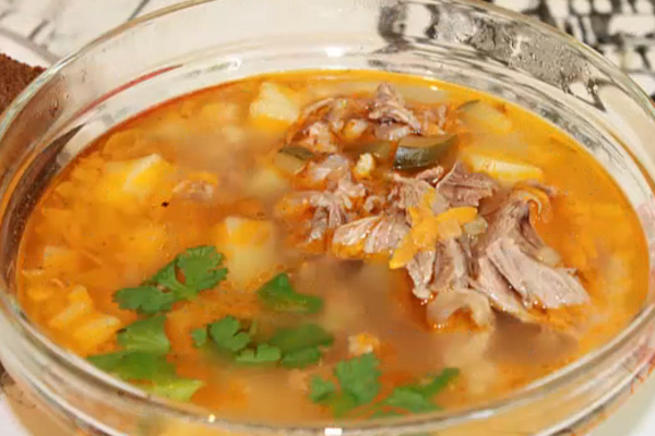 Розсольник із перловкою по-домашньому