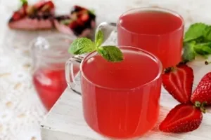 Жидкий клубничный кисель - пошаговый рецепт Жидкий клубничный кисель - пошаговый рецепт