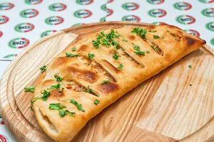 Кальцоне в духовке - пошаговый рецепт Кальцоне в духовке - пошаговый рецепт